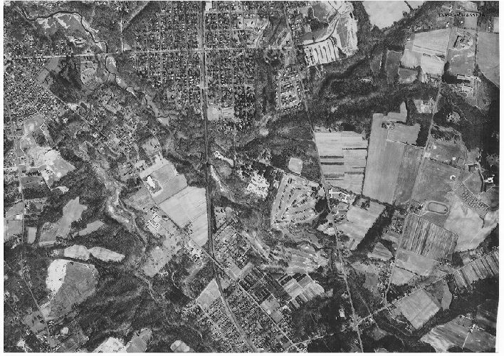 Aerial Photo A33 B26, Aerial Photographs of the Delaware Valley