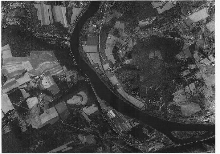 Aerial Photo A32 B64, Aerial Photographs of the Delaware Valley