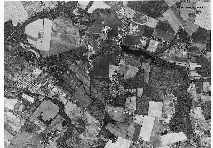 Aerial Photo A30 B21, Aerial Photographs of the Delaware Valley