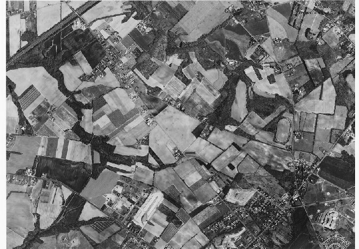 Aerial Photo A31 B25, Aerial Photographs of the Delaware Valley