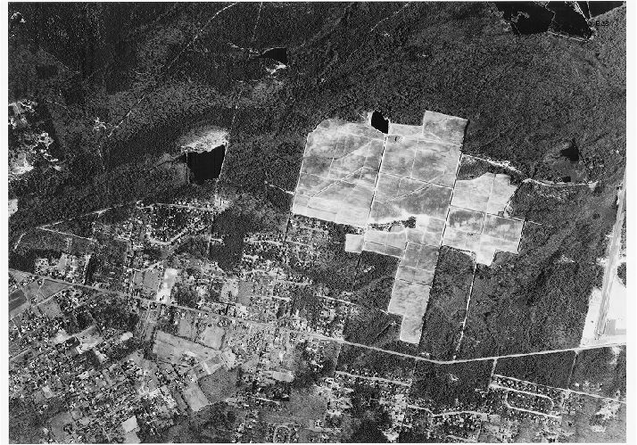 Aerial Photo A40 B26, Aerial Photographs of the Delaware Valley